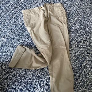 Vineyard Vines khaki breaker pants